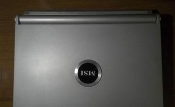 Компактный ноутбук msi s262 (внешне как новый,есть документы, коробка)