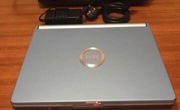 Ухоженный, красивый ноутбук msi s262 (есть коробка и документы).